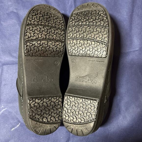 Dansko Women's XP 2.0 Black Waterproof Pull Up - Picture 7 of 8